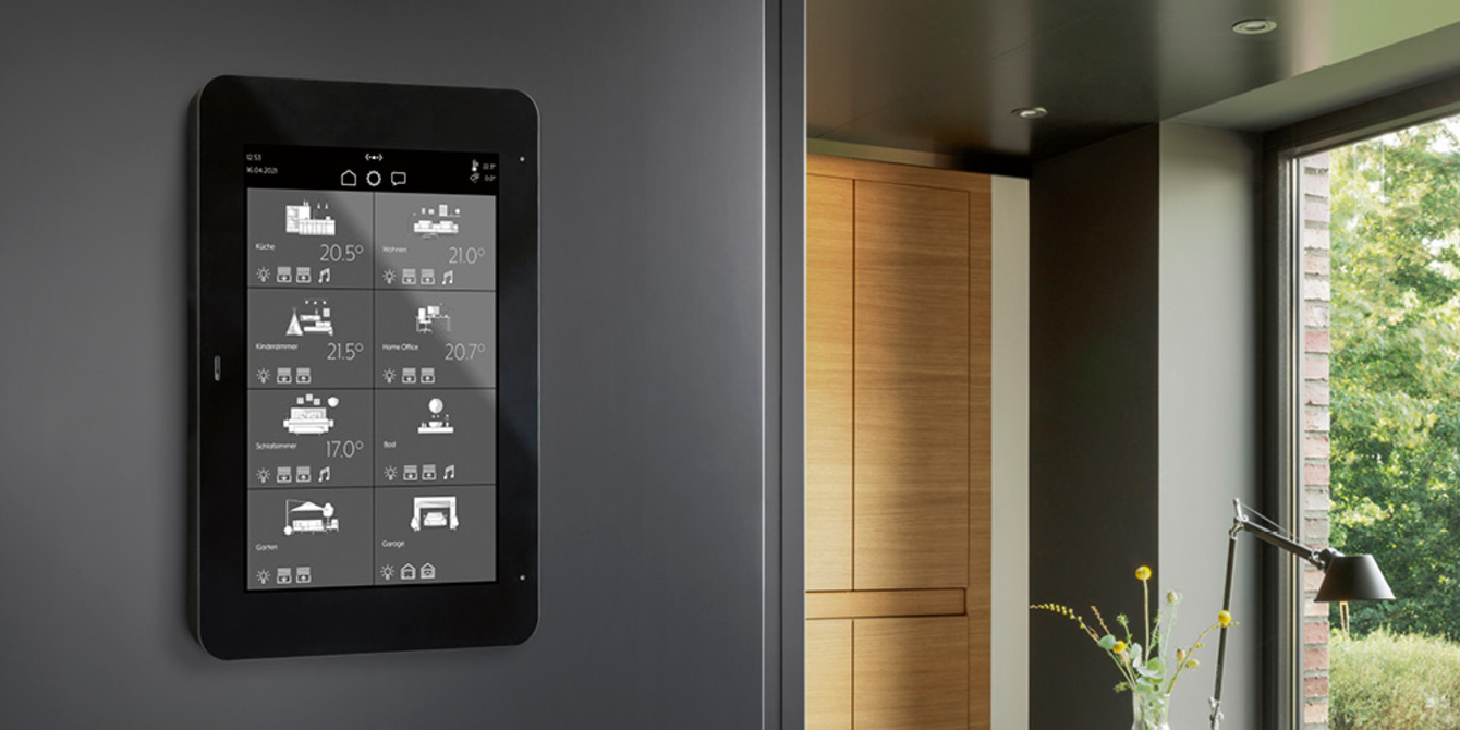 JUNG Smart Panel 8 bei Elektro Krieg in Sondershausen